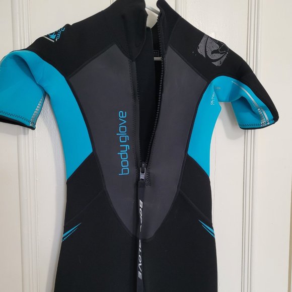 Body Glove women's wet suit, size 7/8 shorts surfing snorkel water sports swim - Picture 8 of 12